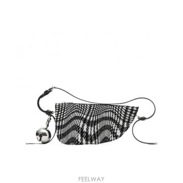 Burberry 24SS Burberry ���� messenger �� 80825801 TP57797895924SS Burberry ���� messenger �� 80825801 TP577978959