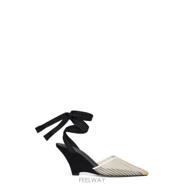 Jacquemus 26SS ��ũ���� Elegant ���� with �� �� decorative ribbon 26EFOW00196A26SS ��ũ���� Elegant ���� with �� �� decorative ribbo