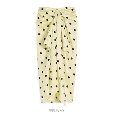 Sportmax 26SS ������ �ƽ� ���� ��ĿƮ 2101016206002 TP57775695826SS ������ �ƽ� ���� ��ĿƮ 2101016206002 TP577756958