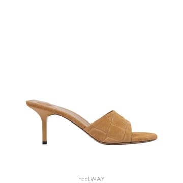 Jacquemus 25SS ��ũ���� ���� casual ���� 251FO1674355830 TP57798047025SS ��ũ���� ���� casual ���� 251FO1674355830 TP57798
