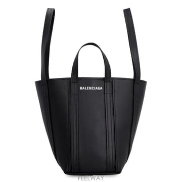 Balenciaga 25FW Balenciaga ���� ��Ʈ 67279115YUN1090 TP57797649025FW Balenciaga ���� ��Ʈ 67279115YUN1090 TP577976490