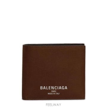 Balenciaga �߷��þư� ������ ���� ���� 8119102ACLW 2247 TP979671302�߷��þư� ������ ���� ���� 8119102ACLW 2247 TP9796713