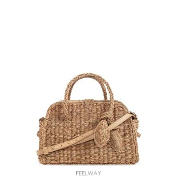 Jacquemus ��ũ���� �� ���� �������� ������ 26EBAW00416DW00623 150 TP979587123��ũ���� �� ���� �������� ������ 26EBAW00416DW00623 15