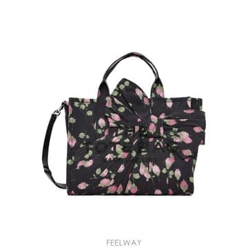 Marc Jacobs 26 FW  ���� �̵�� ��Ƽ�� �÷η� ĵ���� ���������� ���� ��Ʈ�� 262190F04904026 FW  ���� �̵�� ��Ƽ�� �÷η� ĵ���� ���������� ��