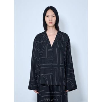 토템 셔츠 화이트