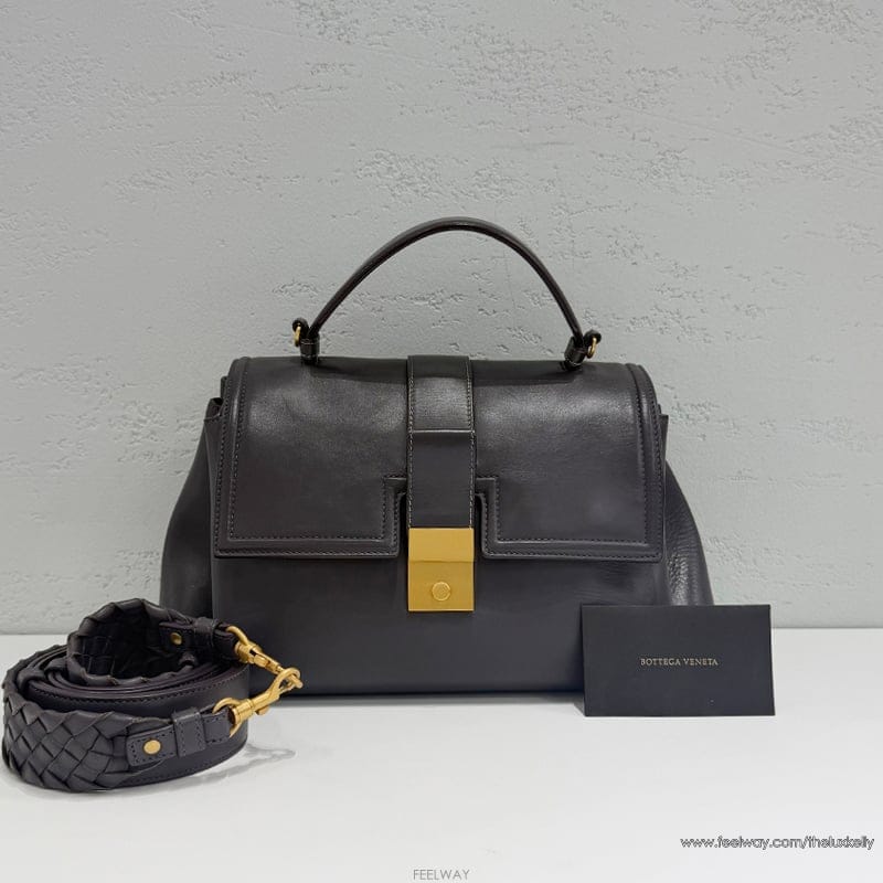 Bottega Veneta ���װ�����Ÿ �Ǿ�¥ �̵� ž�ڵ� ����� 567210���װ�����Ÿ �Ǿ�¥ �̵� ž�ڵ� ����� 567210
