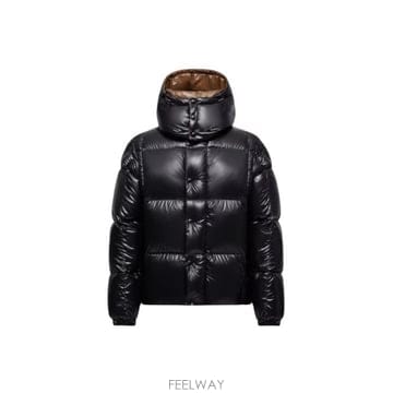Moncler ��Ŭ���� Parana �Ķ� ��ġ �ΰ� �� �ٿ� �е� ���� 1A00187 597Z8 999��Ŭ���� Parana �Ķ� ��ġ �ΰ� �� �ٿ� �е� ���� 1A0