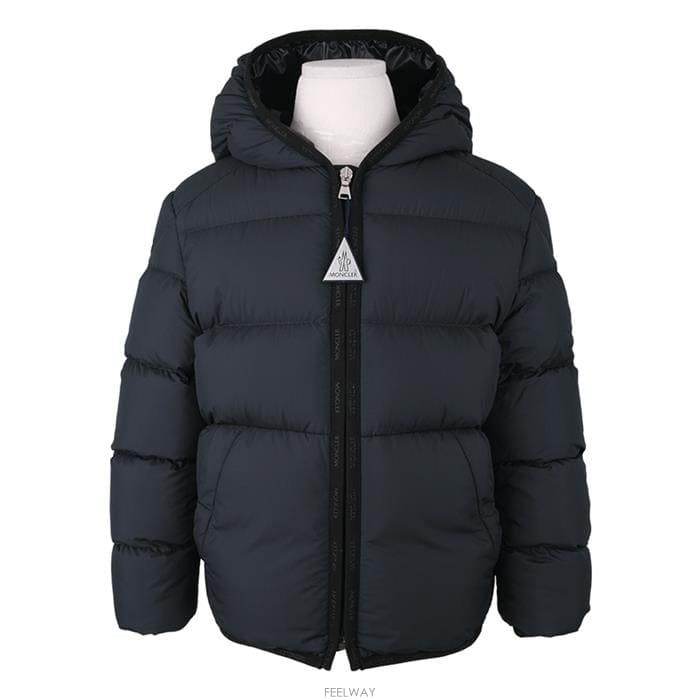 Moncler ��Ŭ���� Ű�� ��ź ���̺� �е� 1A00058 549SK 77G��Ŭ���� Ű�� ��ź ���̺� �е� 1A00058 549SK 77G
