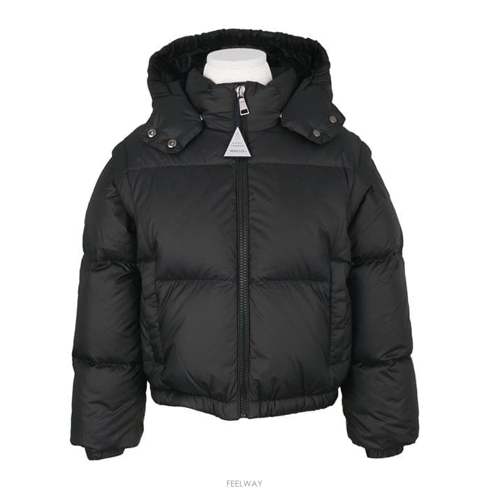 Moncler ��Ŭ���� Ű�� �ݾ� �е� 1A00004 595FE 999��Ŭ���� Ű�� �ݾ� �е� 1A00004 595FE 999