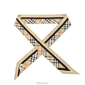 Burberry (CHK BORDER SLK 8114238) ���� ��ī�� 26FW(CHK BORDER SLK 8114238) ���� ��ī�� 26FW