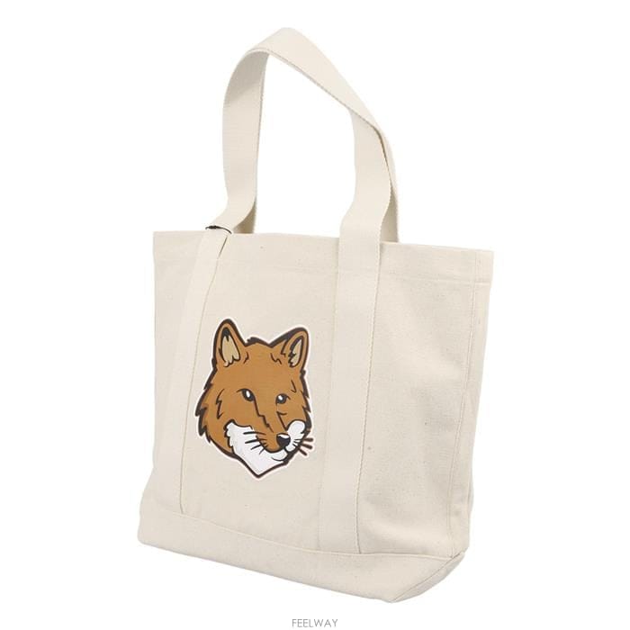 Maison Kitsune ����Ű���� ������� ��ư���ڹ� LW05101WW0050 P700����Ű���� ������� ��ư���ڹ� LW05101WW0050 P700