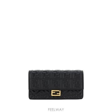 FENDI �ؿ� AW25 ��� ���� ��Ƽ�� ü�� ���� 8M0498AAJD_F0KUR�ؿ� AW25 ��� ���� ��Ƽ�� ü�� ���� 8M0498AAJD_F0KUR