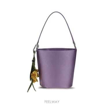 해외 이태리배송 AW26 셀프 포트레이트 여성 새틴 버킷백 PF26312L_LILAC