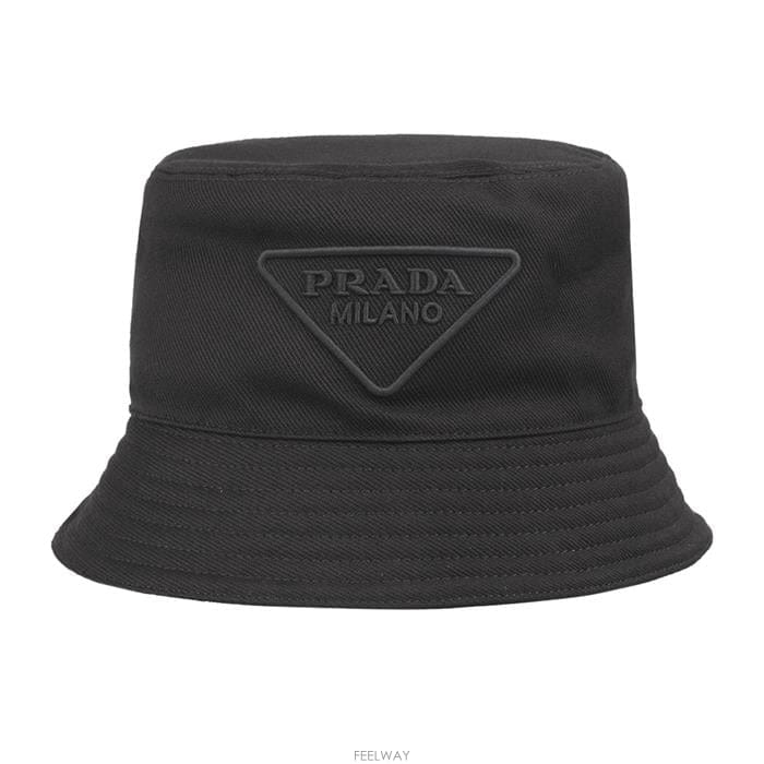 PRADA ����� �ﰢ �ΰ� ��Ŷ�� 2HC137 2FMB F0002����� �ﰢ �ΰ� ��Ŷ�� 2HC137 2FMB F0002