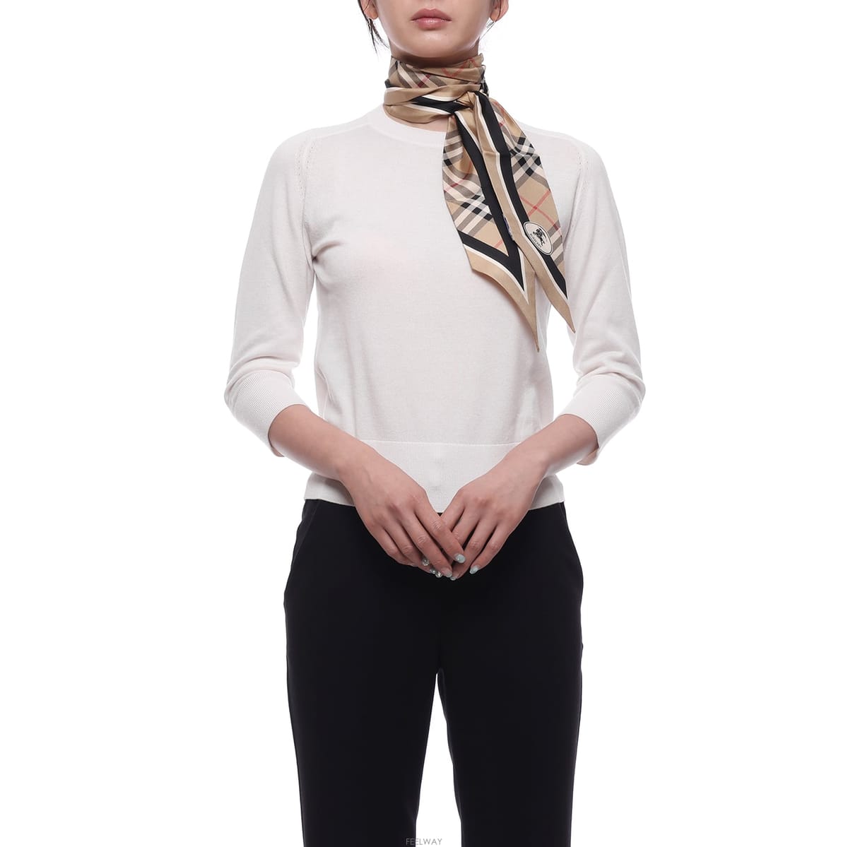 Burberry 26FW ���� üũ ��ũ ��Ű�� ��ī�� (8114238 SAND 26F)26FW ���� üũ ��ũ ��Ű�� ��ī�� (8114238 SAND 26F)