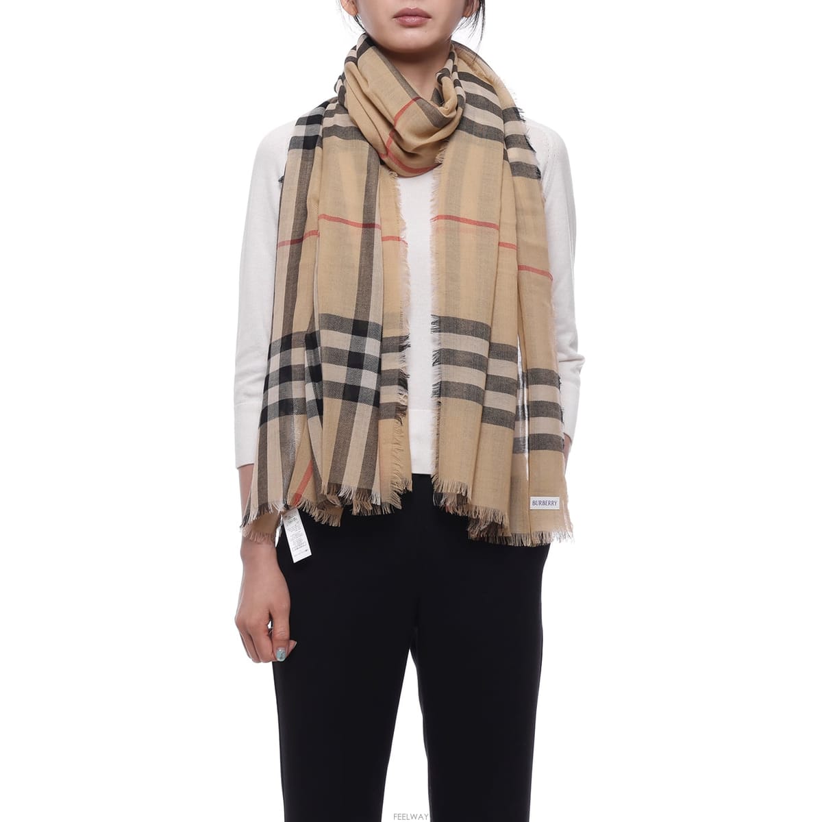 Burberry 26FW ���� üũ �� ��ī�� (8122127 SAND W 26F)26FW ���� üũ �� ��ī�� (8122127 SAND W 26F)
