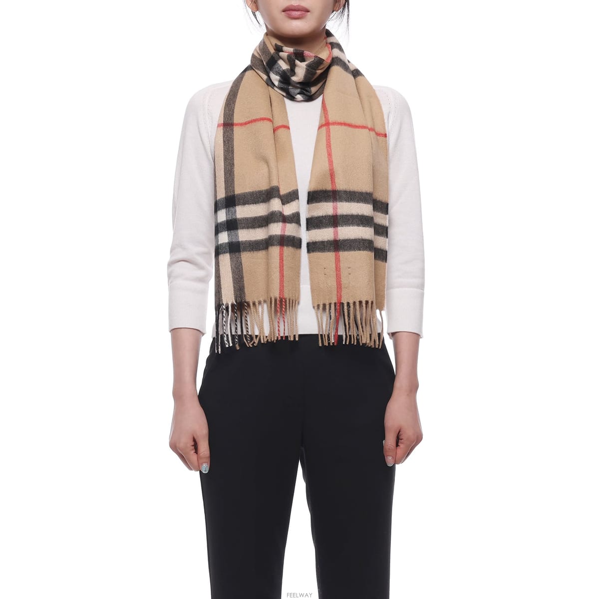 Burberry 26FW ���� üũ ĳ�ù̾� ���÷� (8076576 ARCHIVE BEIGE W 26F)26FW ���� üũ ĳ�ù̾� ���÷� (8076576 ARCHIVE BEIGE 