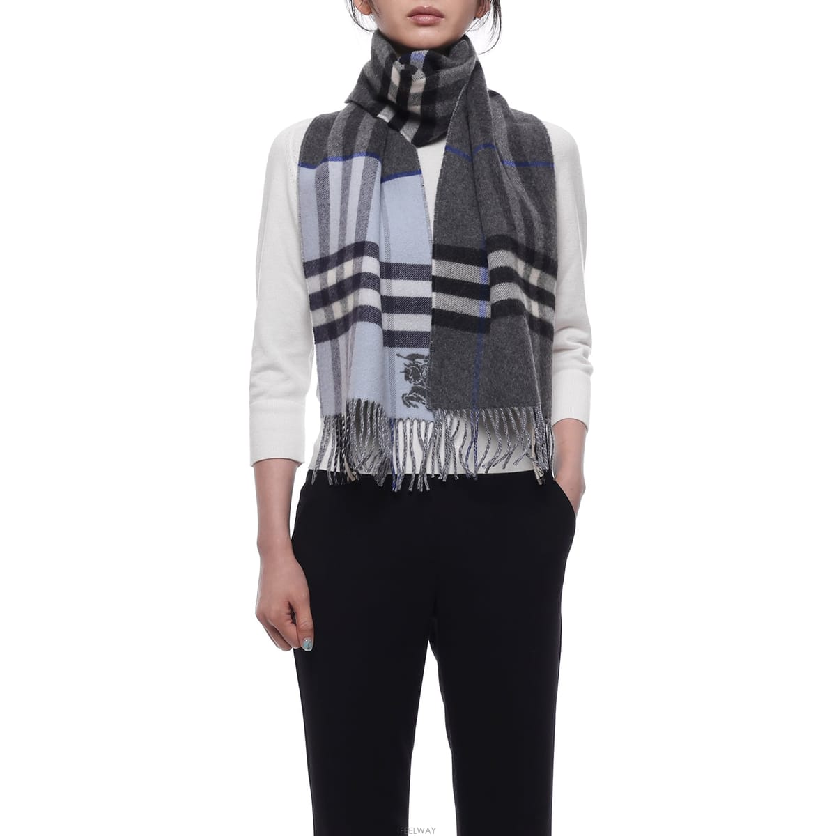 Burberry 26FW ���� ��Ʈ��Ʈ üũ ĳ�ù̾� ���÷� (8115313 MARLBOROUGH BANK W 26F)26FW ���� ��Ʈ��Ʈ üũ ĳ�ù̾� ���÷� (8115313 MAR