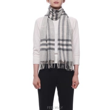 Burberry 26FW_0813 ���� üũ ĳ�ù̾� ���÷� 8112637_MITTEN_GREY_W26FW_0813 ���� üũ ĳ�ù̾� ���÷� 8112637_MITTEN_GRE
