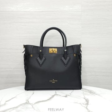 [럭스유] 루이비통 온 마이 사이드 MM 블랙 터프팅 모노그램 M53826