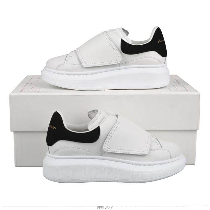 Alexander Mcqueen �˷�������� Ű�� ������ 587693 WHX12 9061�˷�������� Ű�� ������ 587693 WHX12 9061