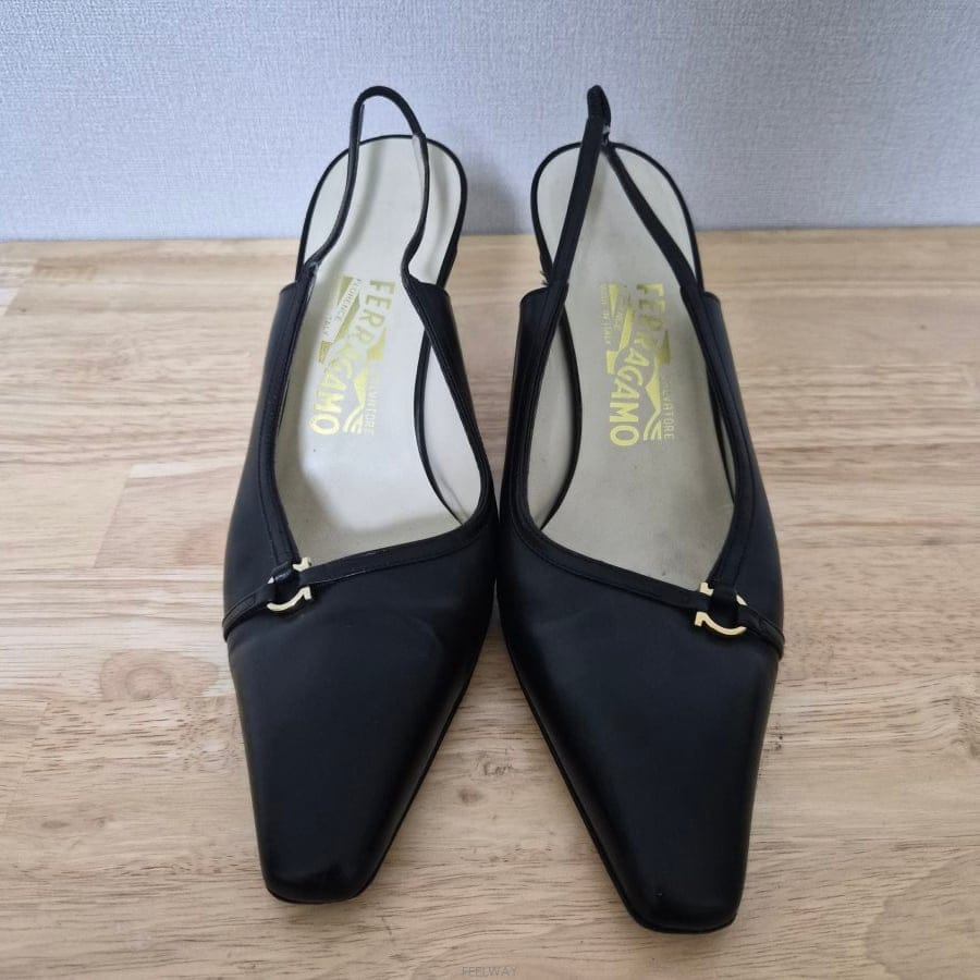 Ferragamo ��󰡸� 6D 230 ������ �� ���� ����-812��󰡸� 6D 230 ������ �� ���� ����-812