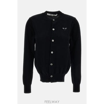 26 F/W 꼼데가르송 플레이 라운드넥 블랙 엠블럼 가디건 AXN02 B0032250048