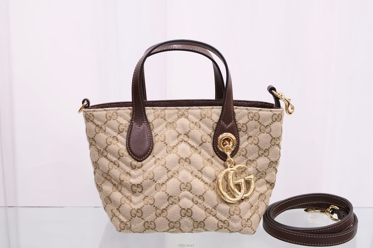GUCCI ���� �̻�� ����ǰ GG ����Ʈ ���� ĵ���� ���� ��Ʈ�� 855391���� �̻�� ����ǰ GG ����Ʈ ���� ĵ���� ���� ��Ʈ��