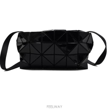 Issey Miyake �̼��̹̾��� BB58 AG422 �ٿ��ٿ� ���� ī�� ���� ũ�ν���aa66922�̼��̹̾��� BB58 AG422 �ٿ��ٿ� ���� ī�� ���� ũ�ν�