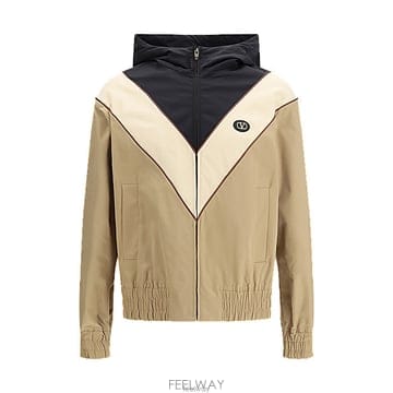 Valentino �߷�Ƽ�� V�ΰ� �ĵ� ����극��Ŀ ��Ŷ�߷�Ƽ�� V�ΰ� �ĵ� ����극��Ŀ ��Ŷ