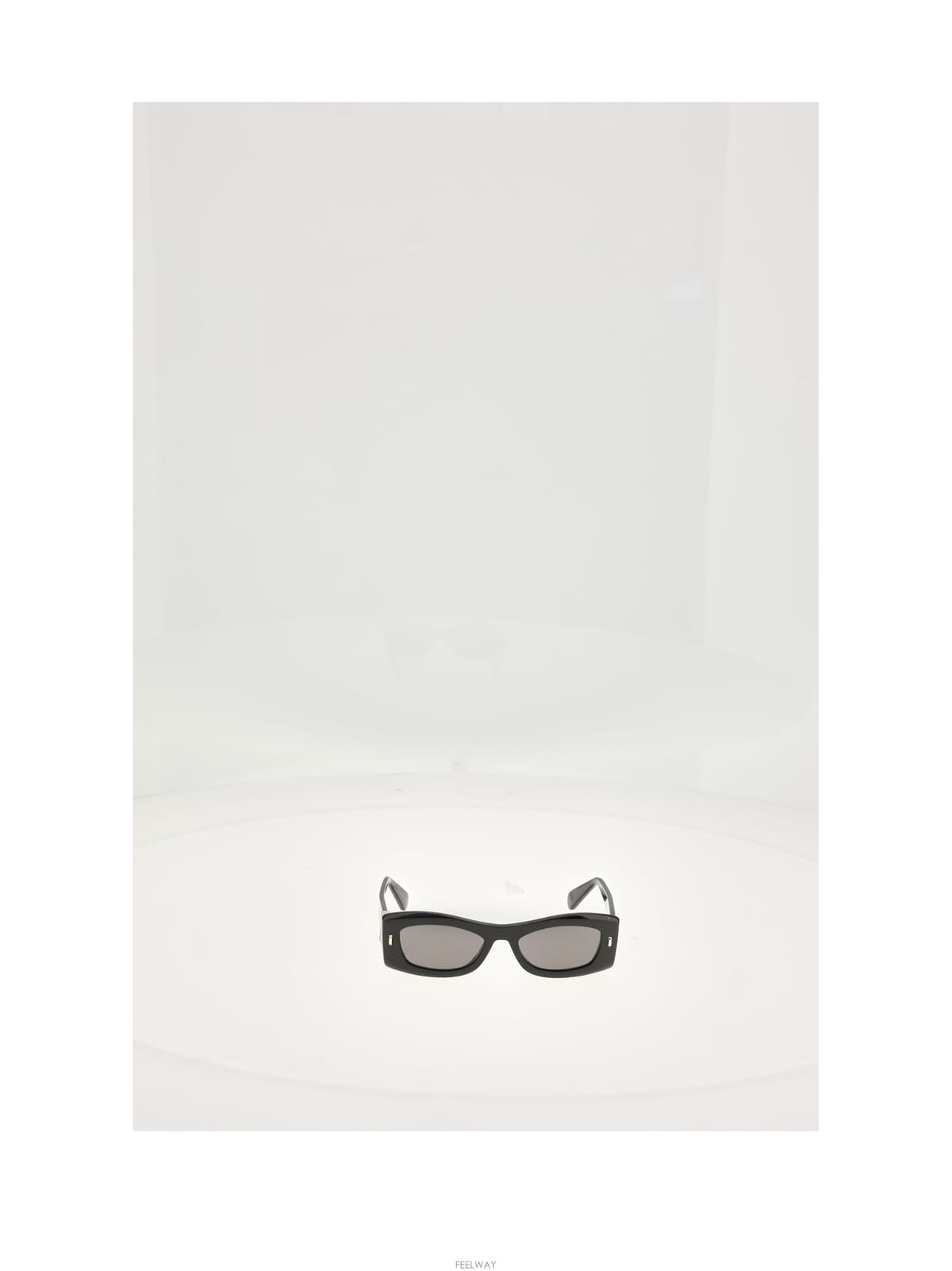 DIOR [B1] ũ������ ��� DINIS1IXR ���۶� ���۷��� �Ȱ� �۷��� ���� DINIS1IXR10A0[B1] ũ������ ��� DINIS1IXR ���۶� ���۷��� �Ȱ� ��