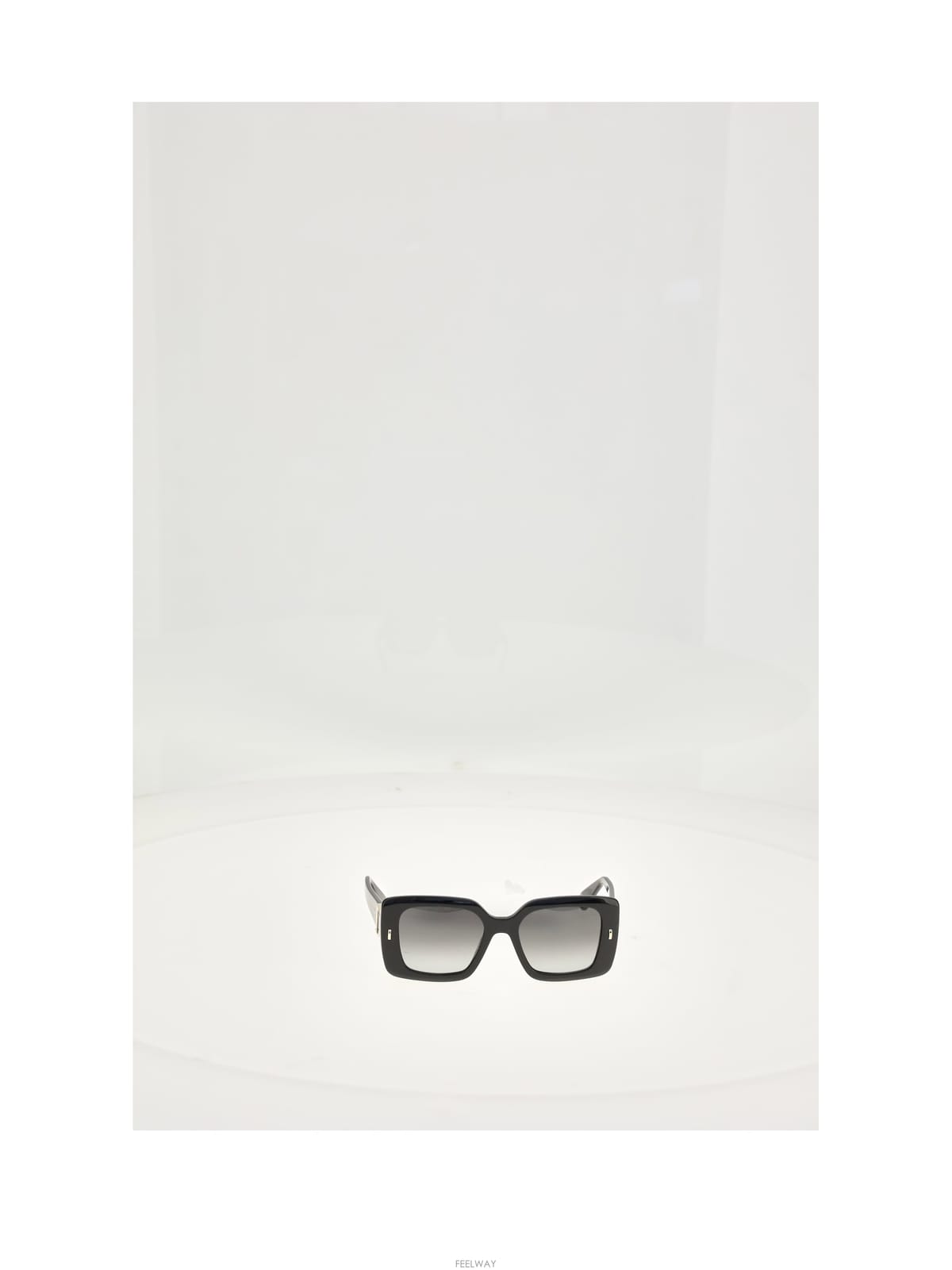 DIOR [B1] ũ������ ��� DINIS2IXR ���۶� ���۷��� �Ȱ� �۷��� ���� DINIS2IXR10A1[B1] ũ������ ��� DINIS2IXR ���۶� ���۷��� �Ȱ� ��