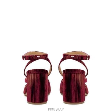 26SS 메종마르지엘라 TABI CHENILLE 샌들 S58WP0290P7418T5017 TP57774023