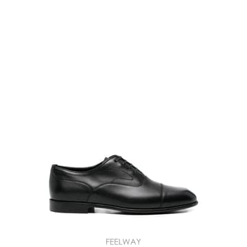 26SS 살바토레 페라가모 TRINITY OXFORD 슈즈 02A6810789484NERO TP5805679