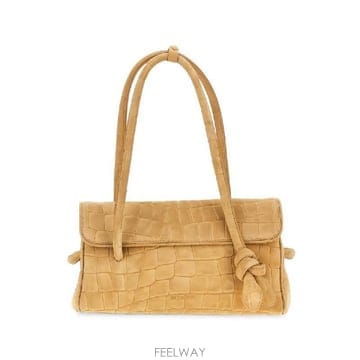 Jacquemus �׶�����Ÿ �ؿ� ��ũ���� ���� LE TURISMO LONG LEATHER HANDBAG BAW00467AC0�׶�����Ÿ �ؿ� ��ũ���� ���� LE TURISMO LONG LEATHER 