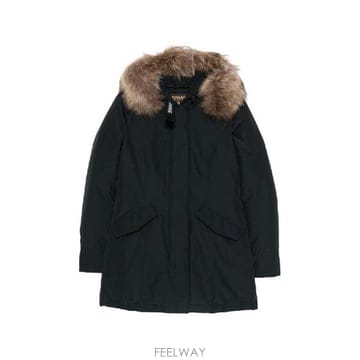Woolrich �׶�����Ÿ �ؿ� �︮ġ ���� ARCTIC RACCOON PARKA COAT CFWWOU0538FBUT0001�׶�����Ÿ �ؿ� �︮ġ ���� ARCTIC RACCOON PARKA COAT 