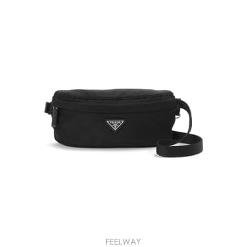 26FW 리나일론 플라크 벨트백 블랙 2VL043 2DMG F0002