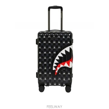 | Other Brand | 26SS Sprayground �׷��� Peeking Character üũ Carry On Luggage 926SS Sprayground �׷��� Peeking Character üũ Carry O