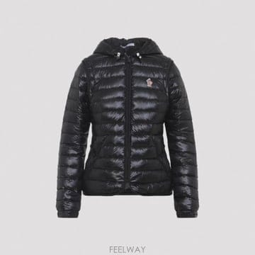 26SS Moncler Karuras 다운 자켓 L10981A00018597X6999 TP579247725