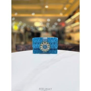 Miu Miu �̿�̿� ��Ʋ��� ü�� ũ����Ż Ŭ��ġ�� ���� ũ�ν��� 5BH095�̿�̿� ��Ʋ��� ü�� ũ����Ż Ŭ��ġ�� ���� ũ�ν���