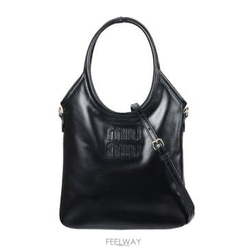 Miu Miu �̿�̿� 26SS ���� ���̺� �̴� ��Ʈ�� 5BA281 2IEO F0002�̿�̿� 26SS ���� ���̺� �̴� ��Ʈ�� 5BA281 2IEO F000