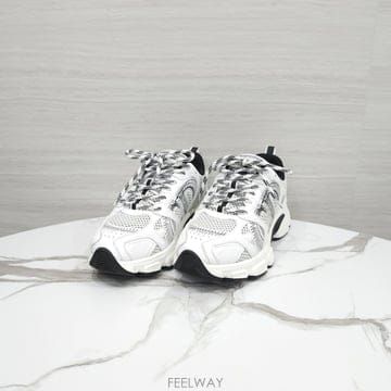 [럭스유] 37 / 디올 크로노 스니커즈 화이트 블랙 KCK414TRM