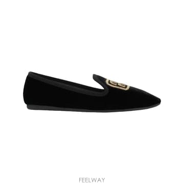 Miu Miu �δ��� MIU MIU �̿�̿� ���� �����δ��� MIU MIU �̿�̿� ���� ����