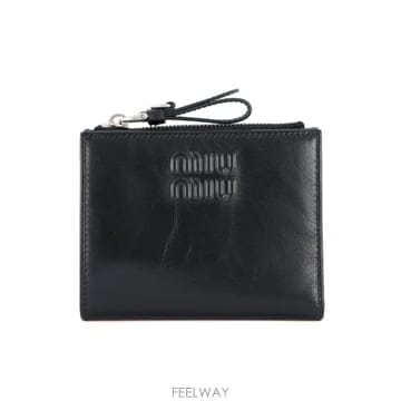 Miu Miu �δ��� MIU MIU �̿�̿� ���� �����δ��� MIU MIU �̿�̿� ���� ����