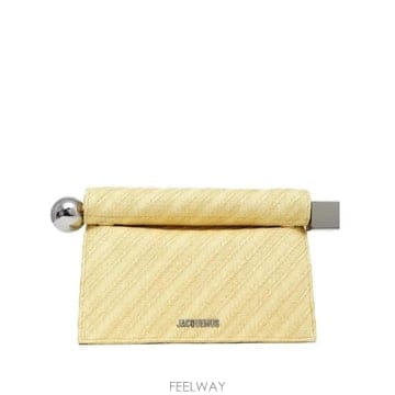 Jacquemus �δ��� JACQUEMUS ��ũ���� ���ο� Ŭ��ġ���δ��� JACQUEMUS ��ũ���� ���ο� Ŭ��ġ��