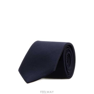Saint Laurent �δ��� SAINT LAURENT ���ζ� ���̺� ��Ÿ���δ��� SAINT LAURENT ���ζ� ���̺� ��Ÿ��