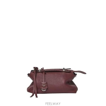 FENDI �δ��� FENDI ��� ���ǵ� Ŭ��ġ���δ��� FENDI ��� ���ǵ� Ŭ��ġ��
