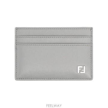 FENDI �δ��� FENDI ��� �׷��� ī�� �����δ��� FENDI ��� �׷��� ī�� ����