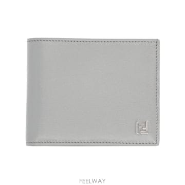 FENDI �δ��� FENDI ��� �׷��� �����δ��� FENDI ��� �׷��� ����