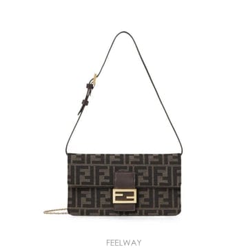 FENDI 26FW Fendi �з� On Chain Tube 8M0602B17AF14YN TP58106088626FW Fendi �з� On Chain Tube 8M0602B17AF14YN TP581060
